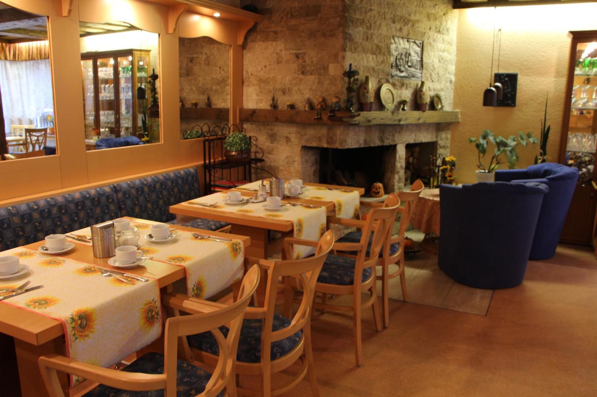 Sevda'S Hotel Garni Weinforth 빌링겐 외부 사진