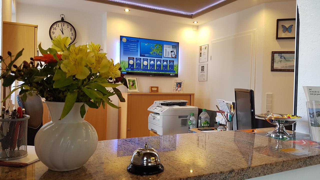 Sevda'S Hotel Garni Weinforth 빌링겐 외부 사진