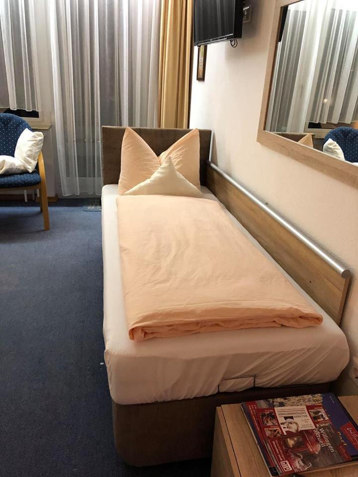 Sevda'S Hotel Garni Weinforth 빌링겐 외부 사진